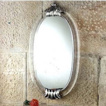 Настенное зеркало