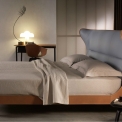 Ліжко двомісне Poltrona Frau MAMY BLUE BED